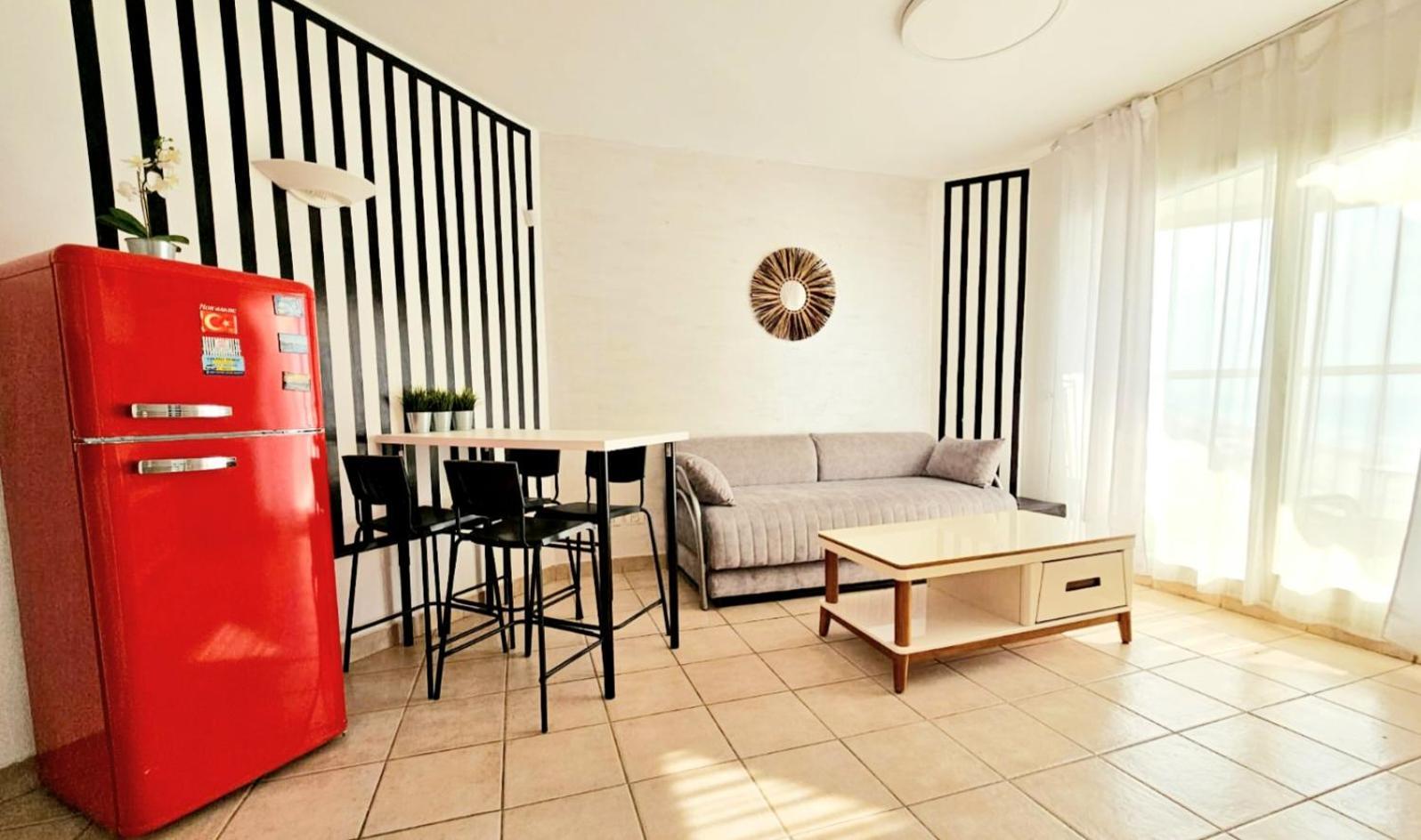 Go To Apartments In Leonardo Bat Yam Habitación foto