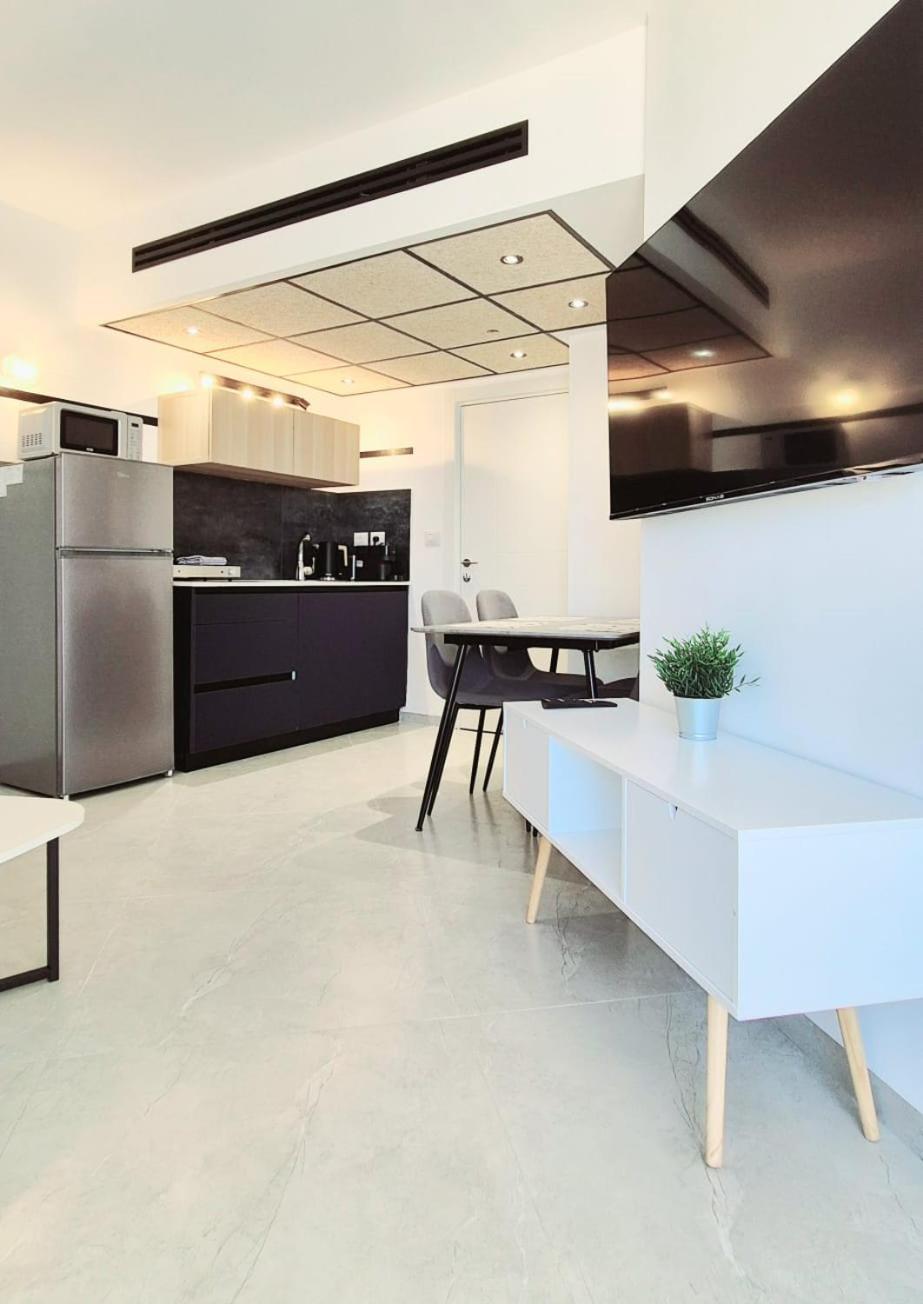 Go To Apartments In Leonardo Bat Yam Habitación foto